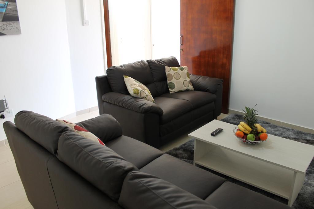 Tiffany City Apartments Larnaca Quarto foto