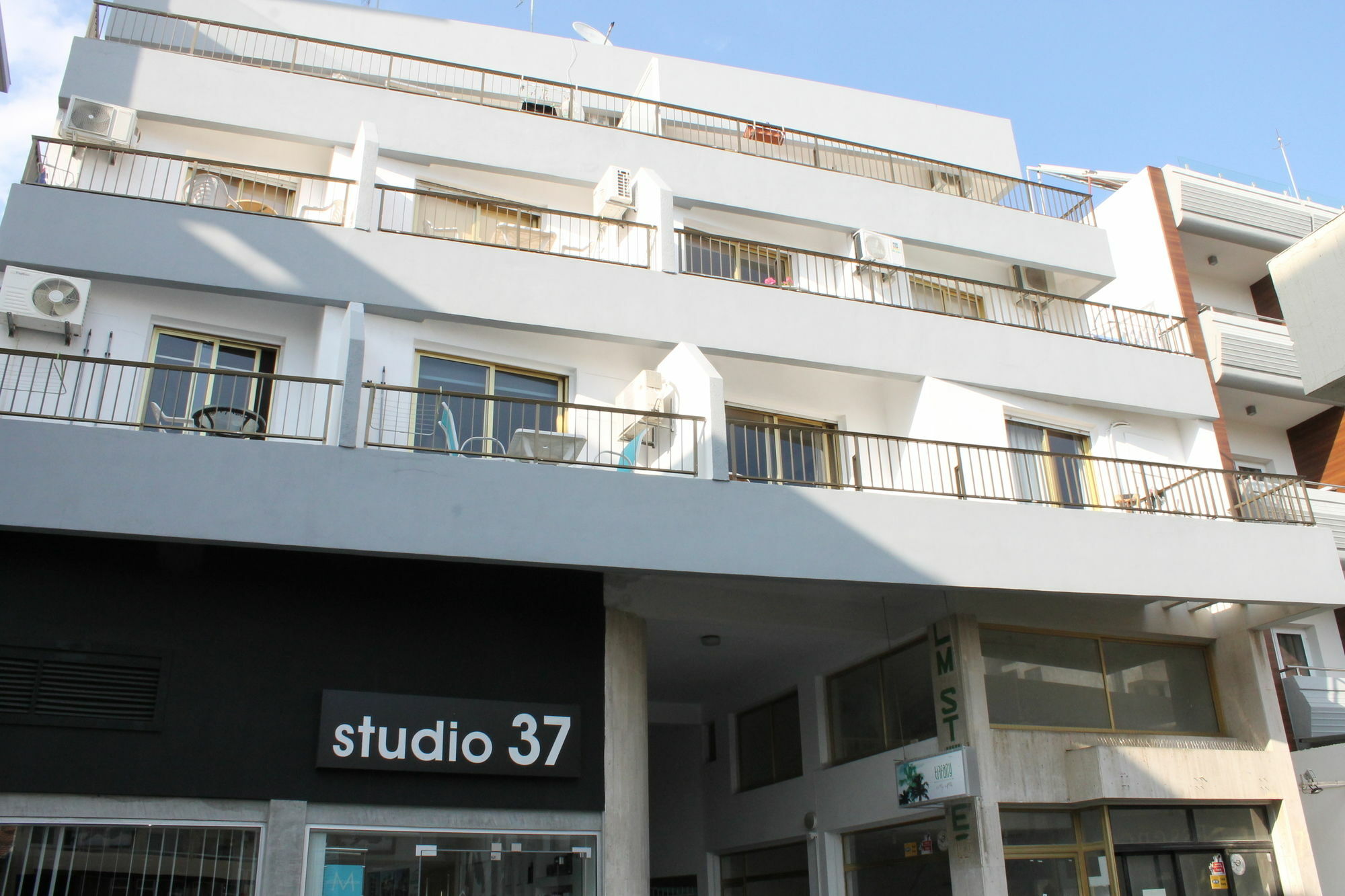 Tiffany City Apartments Larnaca Exterior foto
